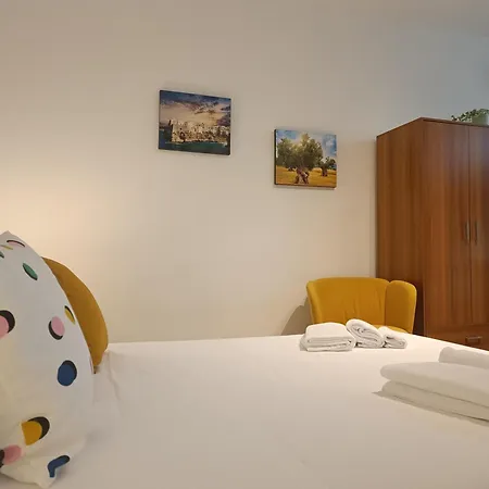 Apartment 4rooms Station House Bari