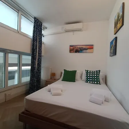 4rooms Station House Apartment Bari